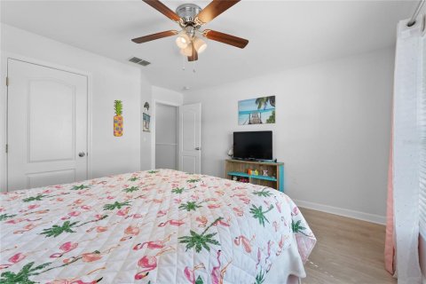Casa en venta en Winter Haven, Florida, 4 dormitorios, 216.18 m2 № 1912637 - foto 27