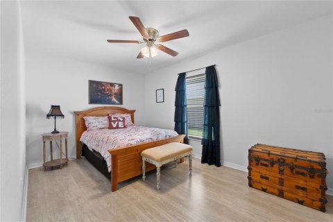 Casa en venta en Winter Haven, Florida, 4 dormitorios, 216.18 m2 № 1912637 - foto 30