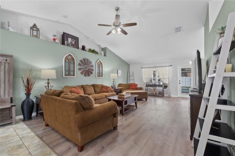 Casa en venta en Winter Haven, Florida, 4 dormitorios, 216.18 m2 № 1912637 - foto 8