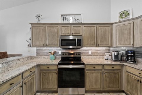 Casa en venta en Winter Haven, Florida, 4 dormitorios, 216.18 m2 № 1912637 - foto 15