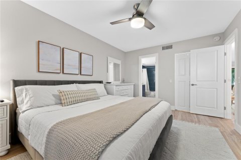 Condominio en alquiler en Saint Petersburg, Florida, 2 dormitorios, 82.68 m2 № 1203479 - foto 28