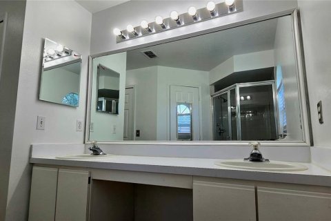 Villa ou maison à louer à Kissimmee, Floride: 3 chambres, 133.22 m2 № 2395554 - photo 9