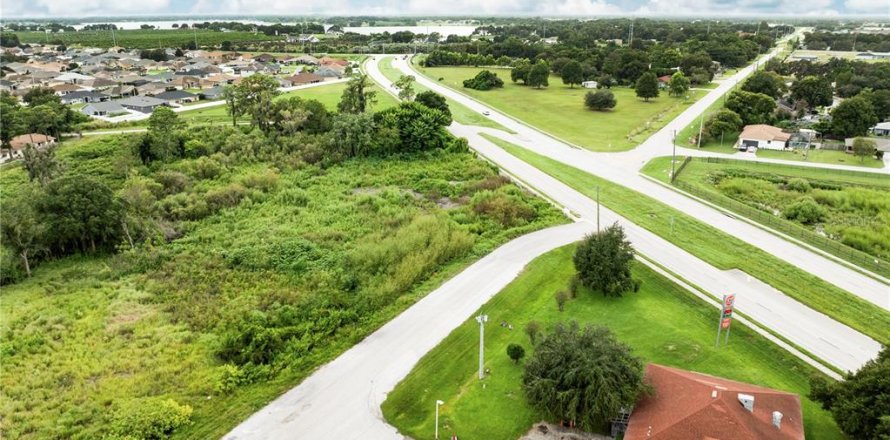 Land in Winter Haven, Florida № 2394045