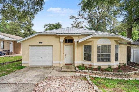 Villa ou maison à Mount Plymouth, Floride 3 chambres, 124.58 m2 № 2359373
