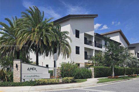 Condominio en venta en Doral, Florida, 2 dormitorios, 105.35 m2 № 1979519 - foto 1