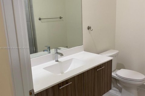 Condominio en venta en Doral, Florida, 2 dormitorios, 105.35 m2 № 1979519 - foto 12