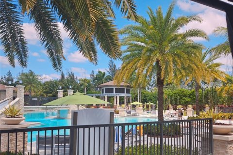 Condominio en venta en Doral, Florida, 2 dormitorios, 105.35 m2 № 1979519 - foto 5