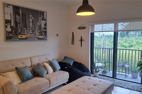 Condominio en venta en Doral, Florida, 2 dormitorios, 105.35 m2 № 1979519 - foto 14