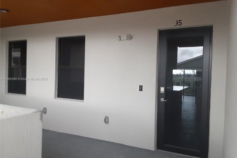 Condominio en venta en Doral, Florida, 2 dormitorios, 105.35 m2 № 1979519 - foto 4