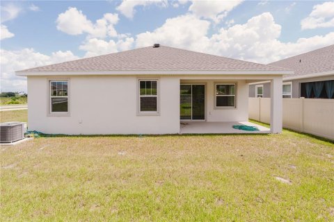 House in Lake Alfred, Florida 3 bedrooms, 179.95 sq.m. № 1815057 - photo 21