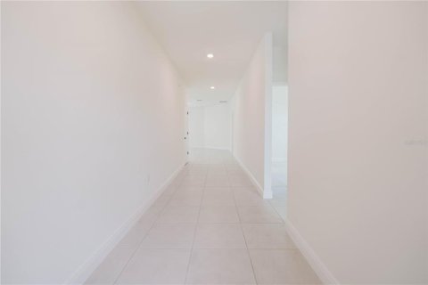 House in Lake Alfred, Florida 3 bedrooms, 179.95 sq.m. № 1815057 - photo 3