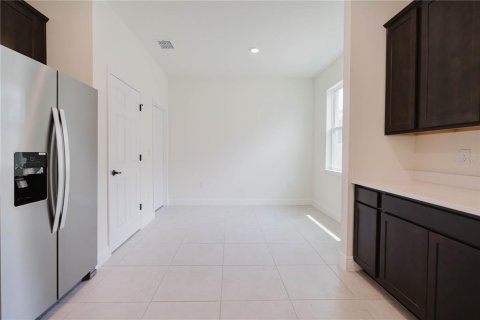 House in Lake Alfred, Florida 3 bedrooms, 179.95 sq.m. № 1815057 - photo 9