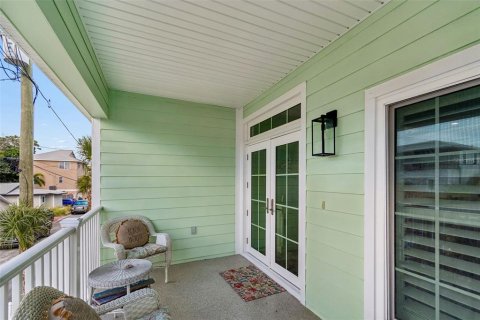 Casa en venta en Treasure Island, Florida, 4 dormitorios, 196.12 m2 № 2157922 - foto 9