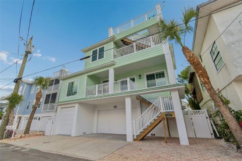 Casa en venta en Treasure Island, Florida, 4 dormitorios, 196.12 m2 № 2157922 - foto 7
