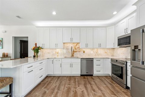 Casa en venta en Treasure Island, Florida, 4 dormitorios, 196.12 m2 № 2157922 - foto 19