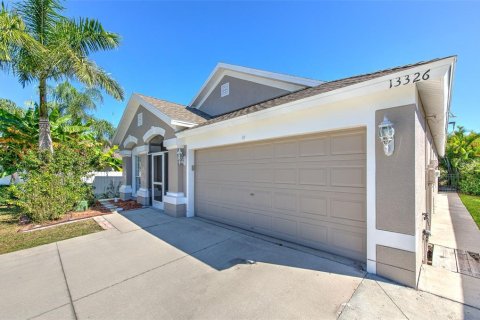Casa en venta en Riverview, Florida, 4 dormitorios, 210.89 m2 № 2232911 - foto 3
