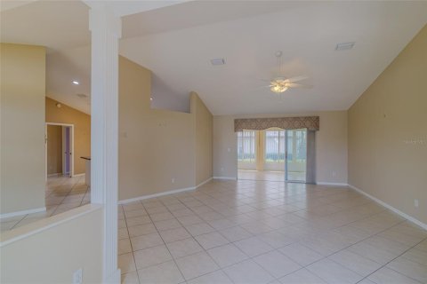 House in Ocala, Florida 3 bedrooms, 207.45 sq.m. № 2230920 - photo 3