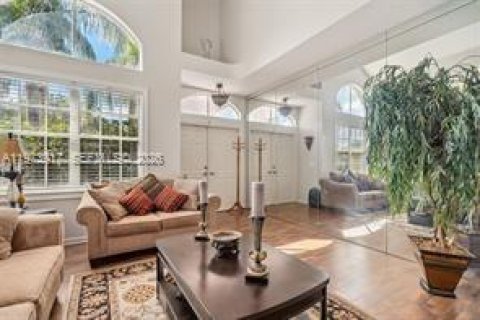 House in Pembroke Pines, Florida 3 bedrooms, 193.89 sq.m. № 2033531 - photo 6