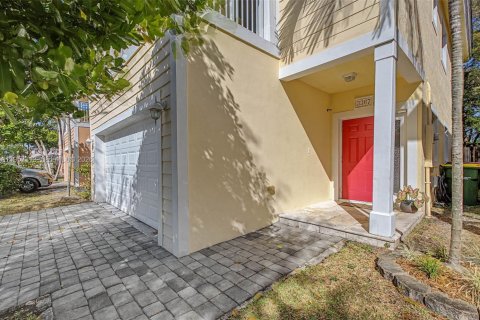 Casa en venta en Homestead, Florida, 4 dormitorios, 163.69 m2 № 2011883 - foto 2