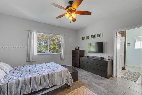 Casa en venta en Homestead, Florida, 4 dormitorios, 163.69 m2 № 2011883 - foto 11