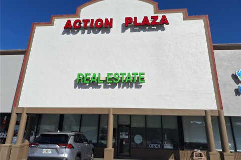 Immobilier commercial à Tampa, Floride 200.67 m2 № 2099109