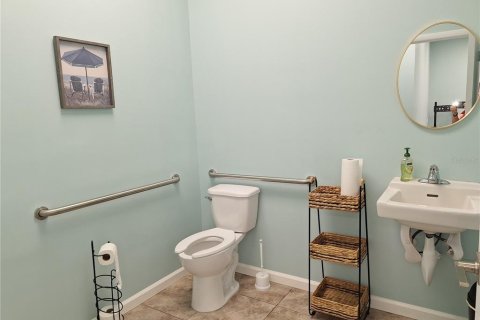 Commercial property in Tampa, Florida 200.67 sq.m. № 2099109 - photo 15