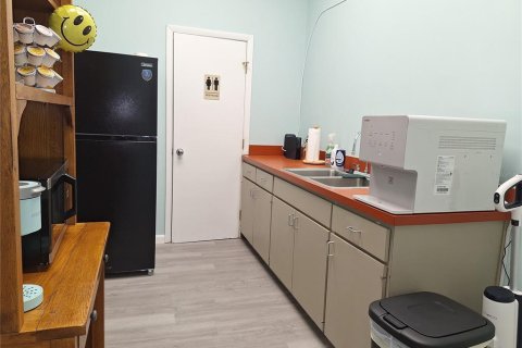 Commercial property in Tampa, Florida 200.67 sq.m. № 2099109 - photo 17