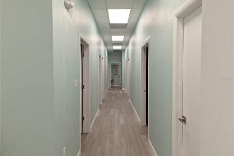 Commercial property in Tampa, Florida 200.67 sq.m. № 2099109 - photo 12