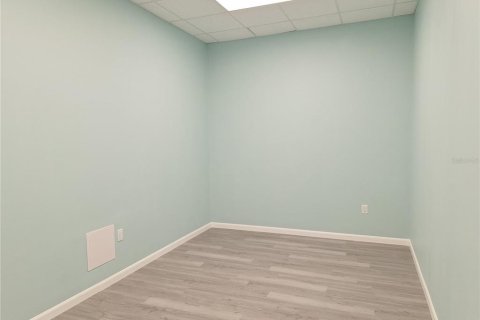 Commercial property in Tampa, Florida 200.67 sq.m. № 2099109 - photo 14