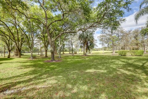 Copropriété à vendre à Tamarac, Floride: 2 chambres, 95.04 m2 № 2179995 - photo 28