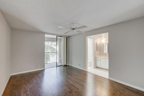 Copropriété à vendre à Tamarac, Floride: 2 chambres, 95.04 m2 № 2179995 - photo 18