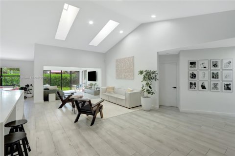 Townhouse in Boca Raton, Florida 3 bedrooms, 181.44 sq.m. № 1828862 - photo 5