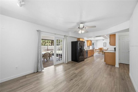 Villa ou maison à vendre à Port Charlotte, Floride: 3 chambres, 204.01 m2 № 2213835 - photo 10