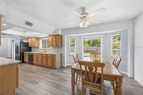 Villa ou maison à vendre à Port Charlotte, Floride: 3 chambres, 204.01 m2 № 2213835 - photo 20
