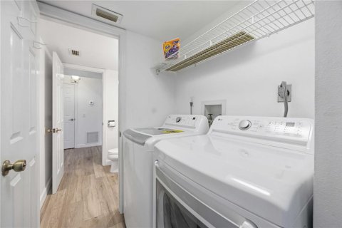 Villa ou maison à vendre à Port Charlotte, Floride: 3 chambres, 204.01 m2 № 2213835 - photo 29