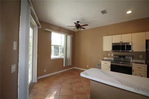 Villa ou maison à louer à North Port, Floride: 3 chambres, 146.41 m2 № 2427674 - photo 9