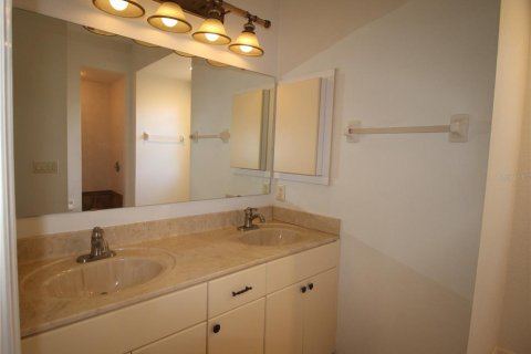Villa ou maison à louer à North Port, Floride: 3 chambres, 146.41 m2 № 2427674 - photo 7