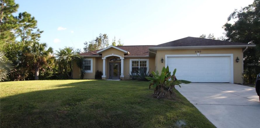 Villa ou maison à North Port, Floride 3 chambres, 146.41 m2 № 2427674