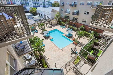 Condominio en venta en Saint Petersburg, Florida, 2 dormitorios, 133.97 m2 № 2200696 - foto 3