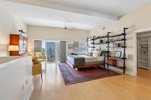 Condominio en venta en Saint Petersburg, Florida, 2 dormitorios, 133.97 m2 № 2200696 - foto 15