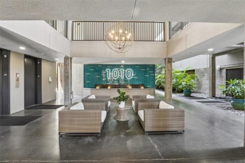 Condominio en venta en Saint Petersburg, Florida, 2 dormitorios, 133.97 m2 № 2200696 - foto 2