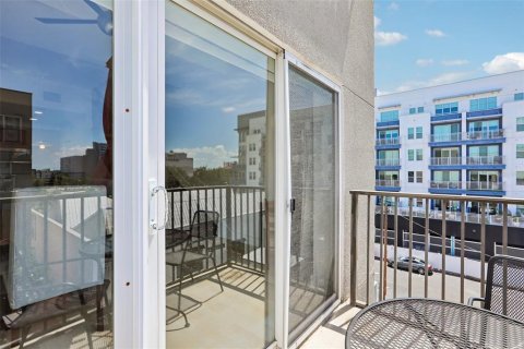 Condominio en venta en Saint Petersburg, Florida, 2 dormitorios, 133.97 m2 № 2200696 - foto 27