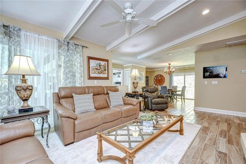 Villa ou maison à vendre à Tampa, Floride: 3 chambres, 189.33 m2 № 1876774 - photo 25