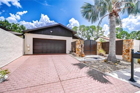 Villa ou maison à vendre à Tampa, Floride: 3 chambres, 189.33 m2 № 1876774 - photo 1