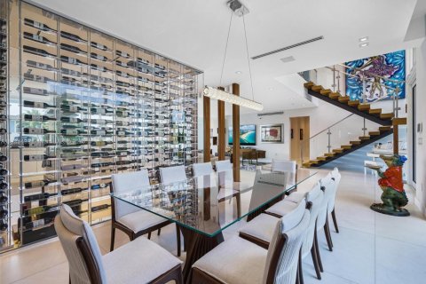 Casa en venta en Coral Gables, Florida, 6 dormitorios, 632.66 m2 № 1952276 - foto 11