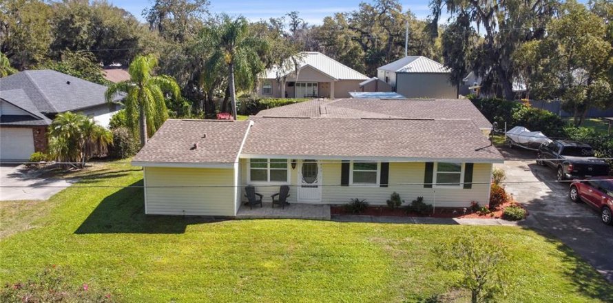 House in Kissimmee, Florida 3 bedrooms, 160.54 sq.m. № 1514044