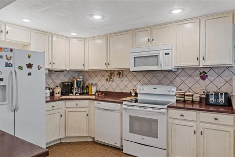 Villa ou maison à vendre à Kissimmee, Floride: 3 chambres, 160.54 m2 № 1514044 - photo 23