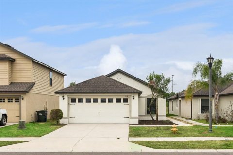 House in Lakeland, Florida 3 bedrooms, 154.03 sq.m. № 2093549