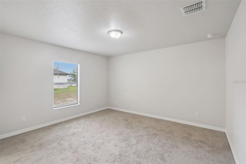 House in Lakeland, Florida 3 bedrooms, 154.03 sq.m. № 2093549 - photo 15