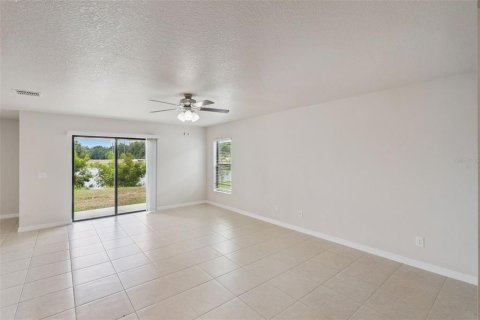 House in Lakeland, Florida 3 bedrooms, 154.03 sq.m. № 2093549 - photo 13